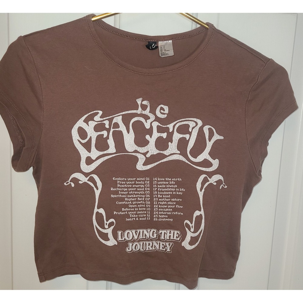 H&M Baby Tee Be Peaceful Sz Sm Cropped Top Brown Festival Tshirt